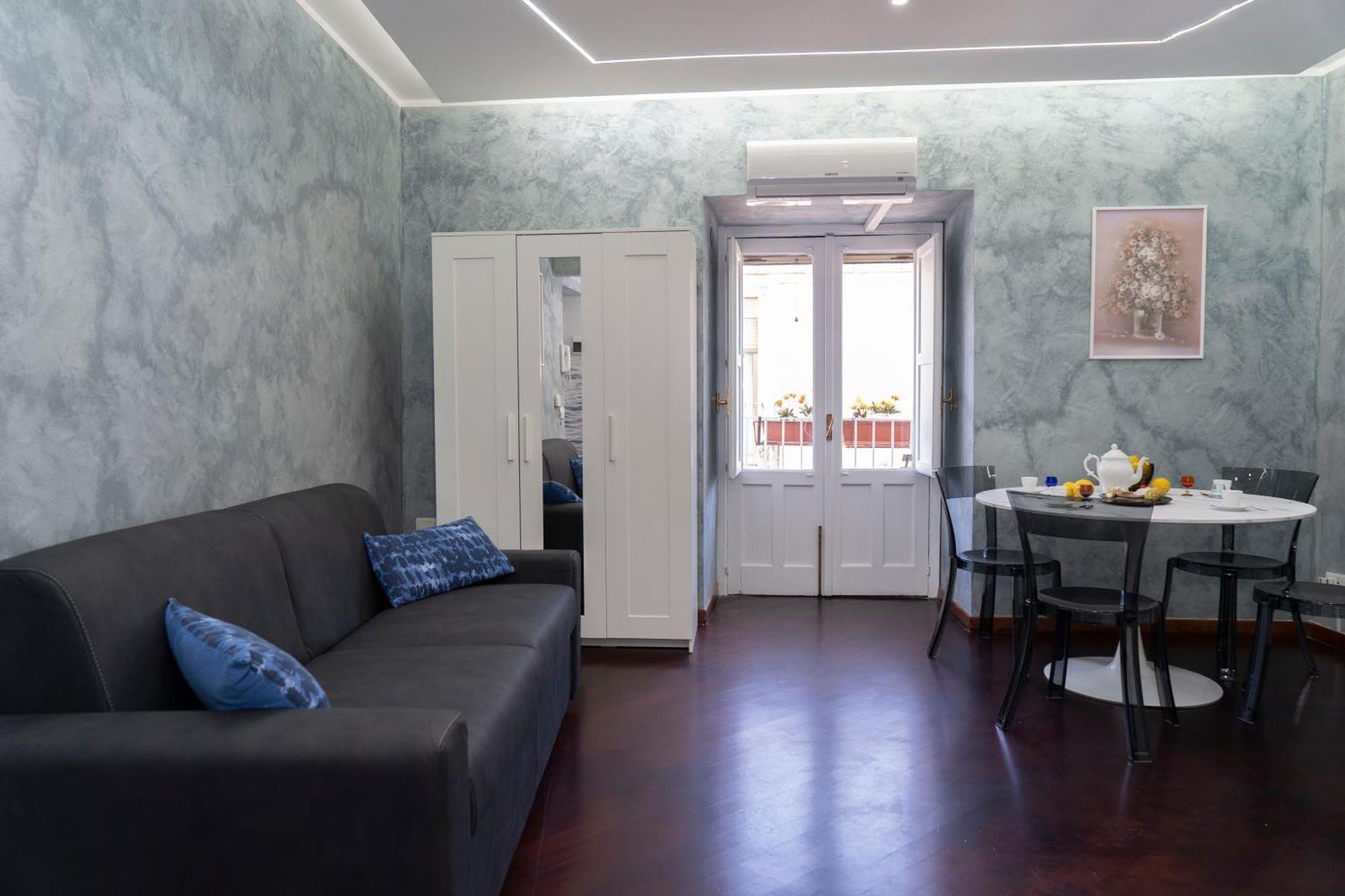 Etna Timeo Central Apartment In Baroque Building Катания Екстериор снимка